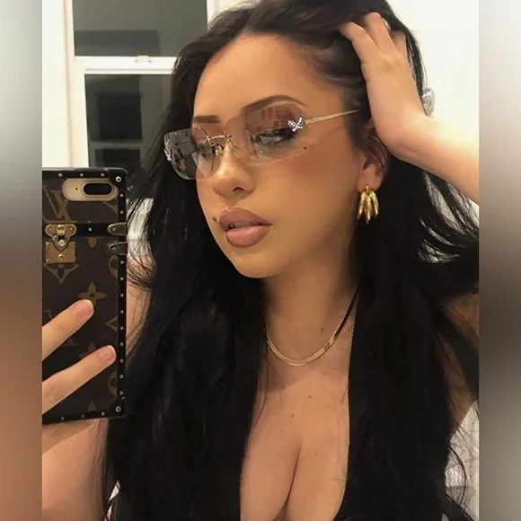 NWT Rectangle Y2k Sunglasses for Women, CLEAR OR PINK COLORS AVAILABLE - Picture 2 of 8